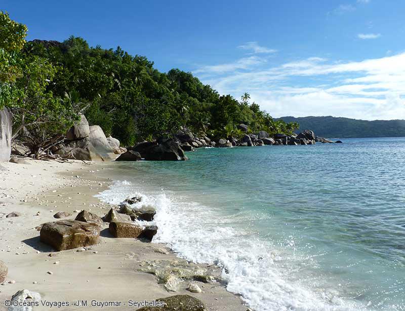 Seychelles-croisiere-sur-mesure-plage